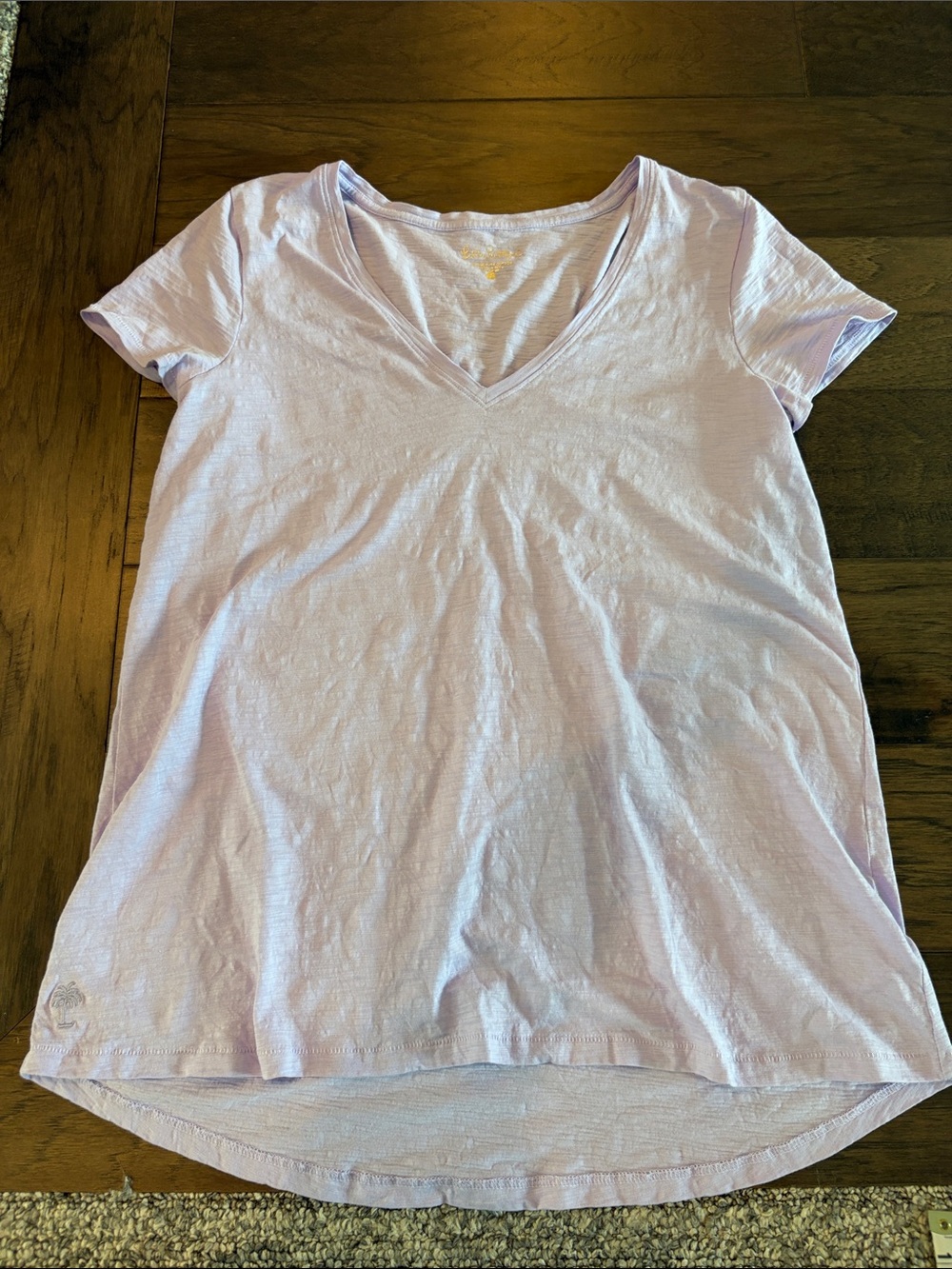 Lilly Pulitzer Lavender Etta V-Neck Tee Sz M